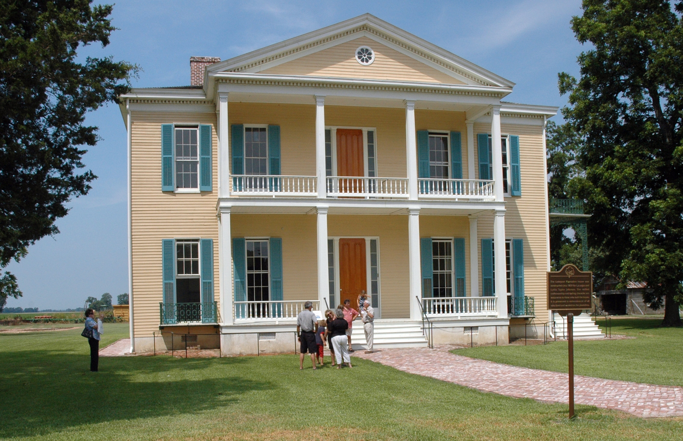 Lakeport Plantation